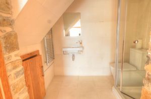 Photo 15- click for photo gallery